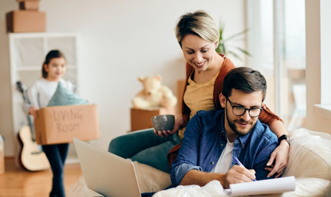 Как организовать переезд на ПМЖ в ОАЭ в 2024 году?