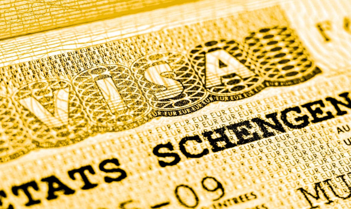 The UAE Golden Visa: Benefits and How to Obtain It in Abu Dhabi / Dubai in 2024