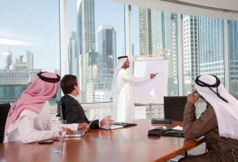 Получаем лицензию и разрешение на ведение бизнеса с коммерческой недвижимостью в Абу-Даби