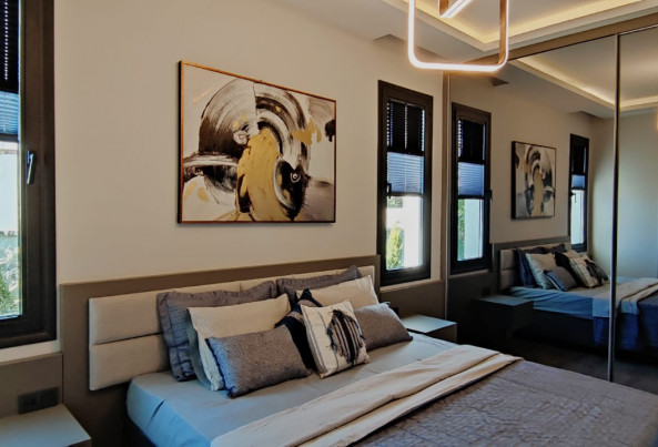 Luxury Single Storey Villas